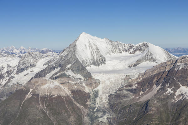 Weisshorn mount from Nadelhorn. Sass Fe, Vallese canton, Switzerland, Alps, Europe.