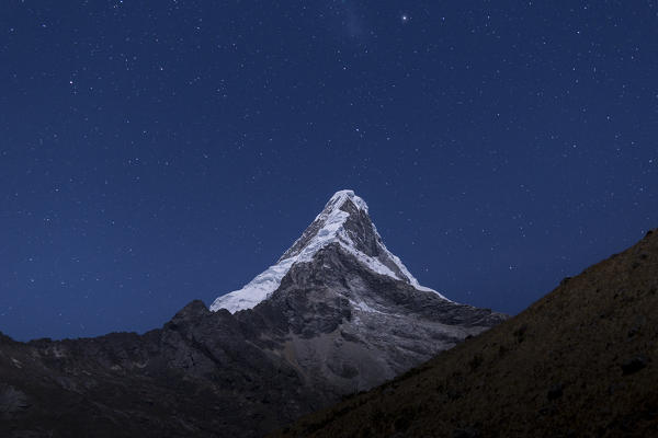 Artesonraju nightscape from ALpamayo base camp. Ancash, Andes, Peru