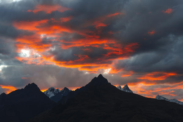 Pisco mount Nord from Pisco mount at sunrise. Ancasch, Cordigliera Blanca, Peru