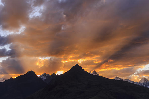 Mountain's silhouette at sunset. Ancash, Cordigliera Blanca, Peru.