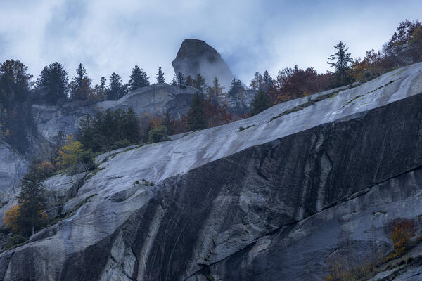 Autumn mood at dusk, Val di Mello reserve, Valmasino, Valtellina, Lombardy, Italy, Europe