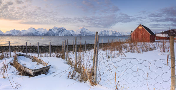 Nordmannvik, Kafjord, Lyngen Alps, Troms, Norway, Lapland, Europe.