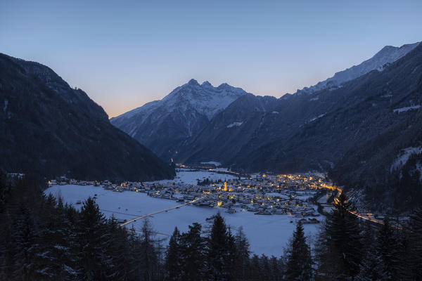 Twilight on the village. Pfunds, Inntal, Tirol, Osterreich, Europe