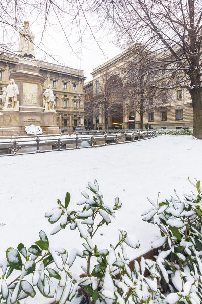 Galleria Vittorio Emanuele II after a snowfall seen from Scala Square. Milan, Lombardy, Northern Italy, Italy.
