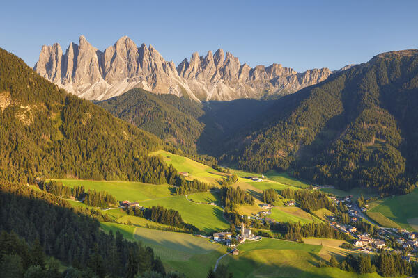 Funes valley (val di Funes) and Santa Magdalena village, Odle Dolomites, Bolzano province, South Tyrol, Trentino alto adige, Italy, Europe