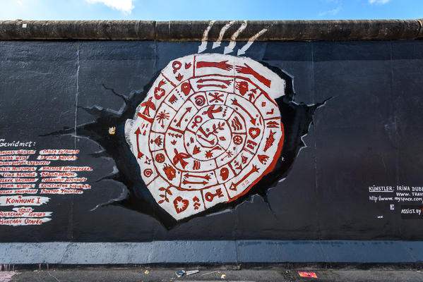 East Side Gallery,  murals on Berlin Wall, Berlin, Germany, Europe
