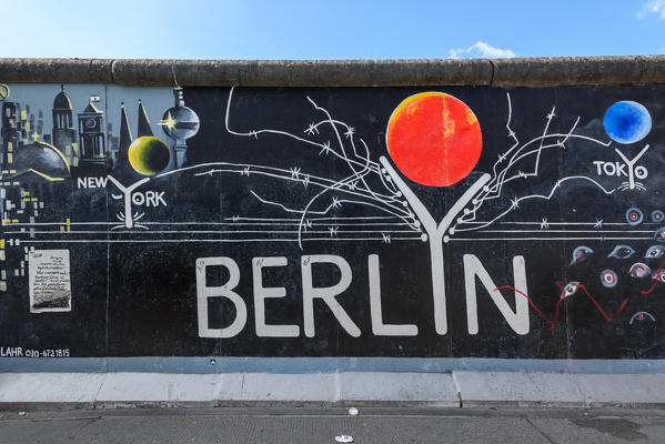 East Side Gallery,  murals on Berlin Wall, Berlin, Germany, Europe

