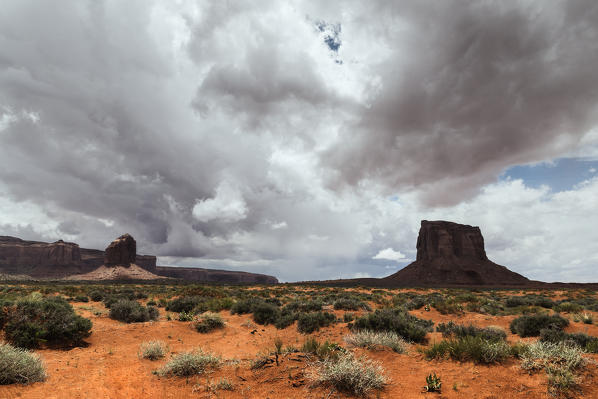 buttes in monument valley, Arizona, Utah, USA