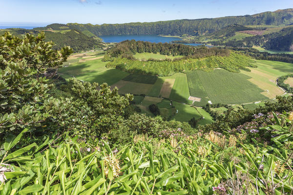 Portugal, Azores, Sao Miguel, municipality of Ponta Delgada, Sete Cidades, elevated view of the Lagoa das Sete Cidades.