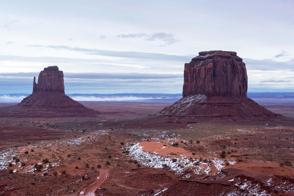 Sunrise in Monument Valley Tribal Park, Utah, Usa