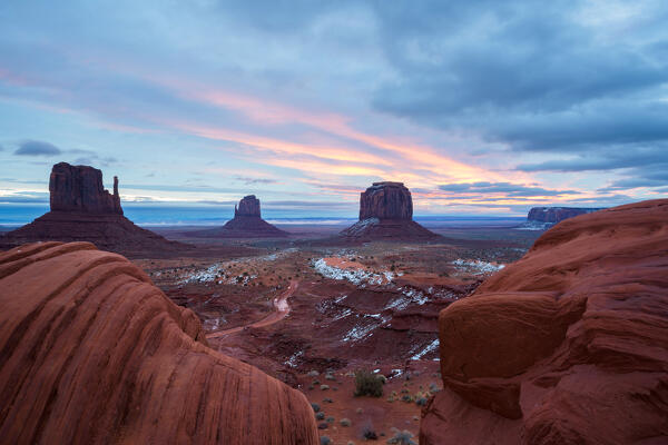 Sunrise in Monument Valley Tribal Park, Utah, Usa