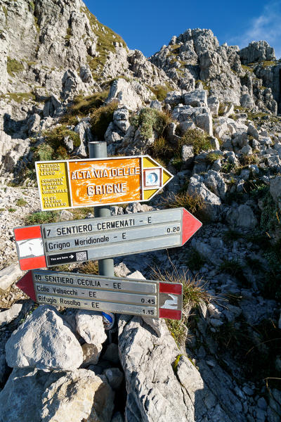 Trails Directions, Alta Via delle Grigne, Grigna Meridionale, Lecco, Lombardy, Alps, Italy, Europe