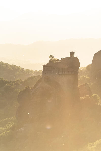 Monastery of Varlaam in Meteora during sunset, Meteora, Kalabaka, Tessaglia, Greece