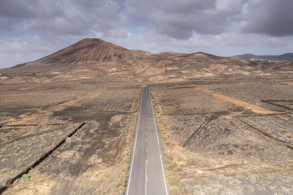 The road to the mountains, Lanzarote, Canary Island, Spain, Europe