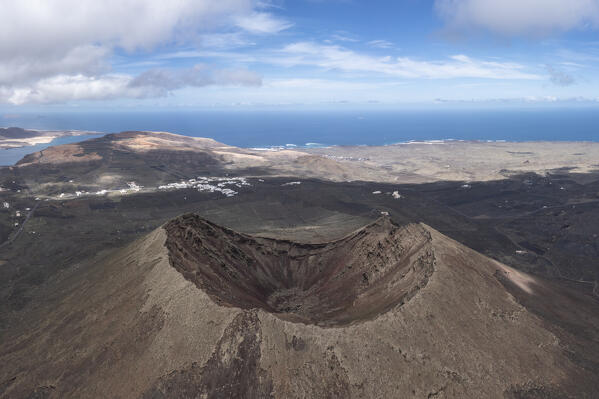 Caldera de la corona, Lanzarote, Canary Island, Spain, Europe