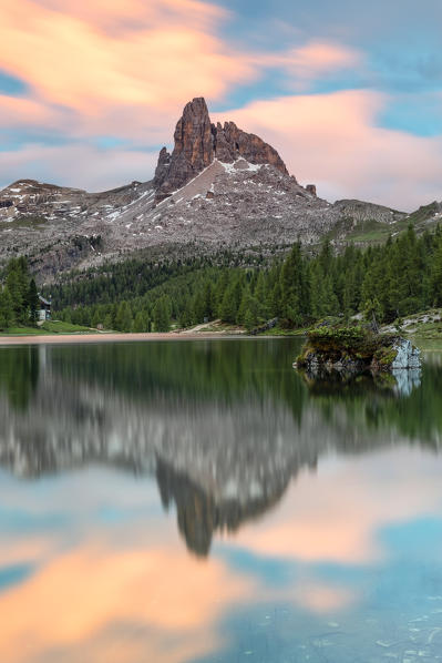 the Becco di Mezzodì mountain is reflected in the Federa lake, during a colorful summer sunset, Dolomites, municipality of Cortina d'Ampezzo, Belluno province, Veneto district, Italy, Europe