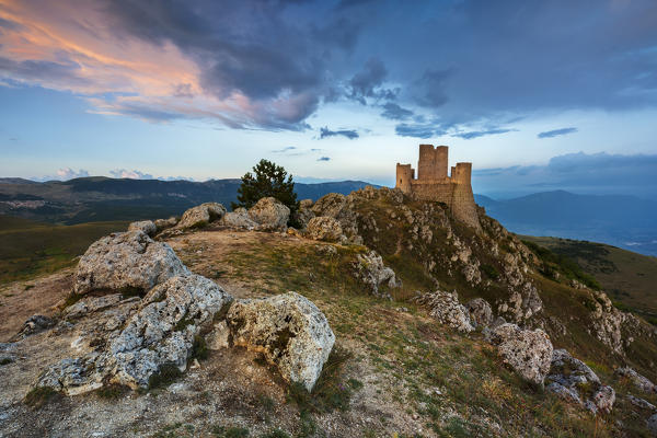 Rocca Calascio at sunset, Calascio, L'Aquila, Abruzzo, Italy, Southern Europe