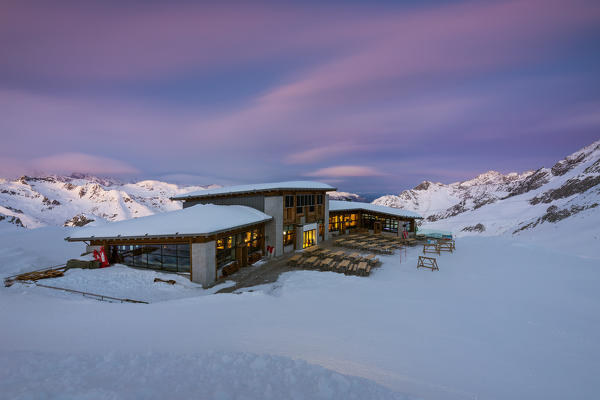 Capanna Presena at dusk, Trento, Val Presena, Trentino Alto Adige, Italy, Southern Europe