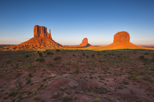 Sunset at Monument Valley, Utah, Arizona, North America, USA