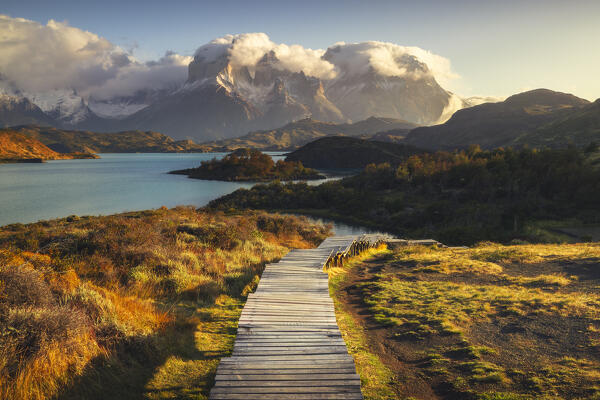 Elevated view of Lake Pehoe and Cuernos del Paine in the background during sunrise, Torres del Paine NP, Ultima Esperanza, Region de Magallanes y de la Antartica Chilena, Patagonia, Chile, South America