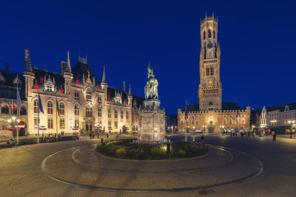 Illuminated Belfort and Provincial Court at dusk, Markt of Bruges, Belgium, West Flanders, Flanders, Western Europe