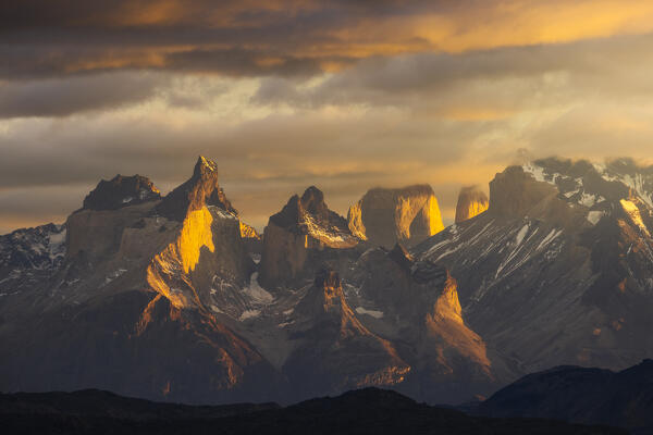 Cuernos del Paine during sunrise, Torres del Paine NP, Ultima Esperanza, Region de Magallanes y de la Antartica Chilena, Patagonia, Chile, South America
