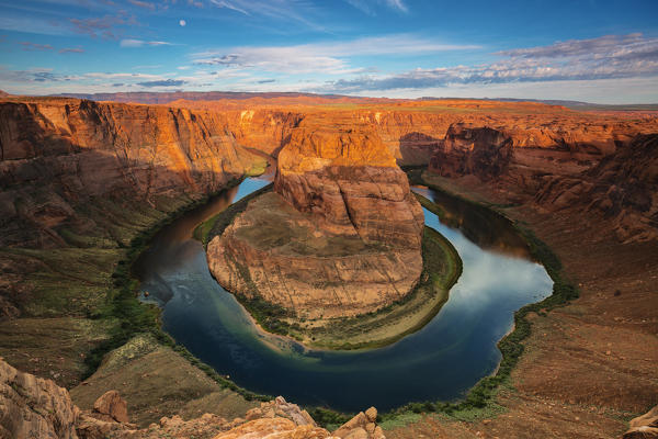 Horseshoe Bend at sunrise, Page, Arizona, North America, USA