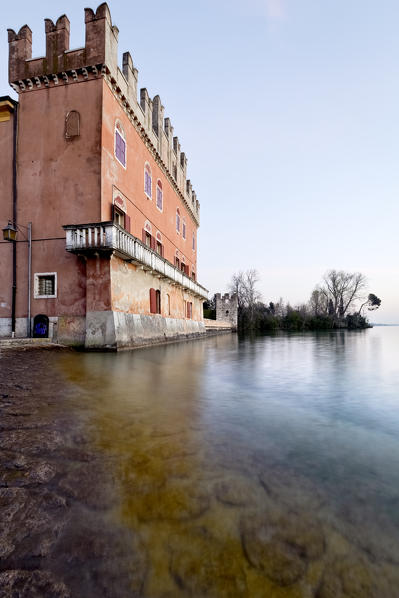 Lazise: the villa Bernini Buri overlooking Lake Garda. Verona province, Veneto, Italy, Europe.