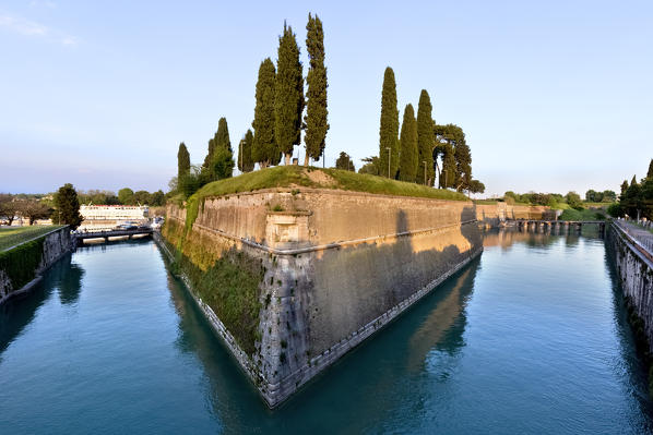 The fortress of Peschiera del Garda was built by the Republic of Venice: today it is a UNESCO World Heritage Site. Verona province, Veneto, Italy, Europe.