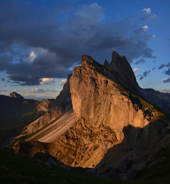 View of the Odle at sunset from the top of Seceda, above Ortisei, Val Gardena, Bolzano province, Trentino Alto Adige, Dolomites, Italy