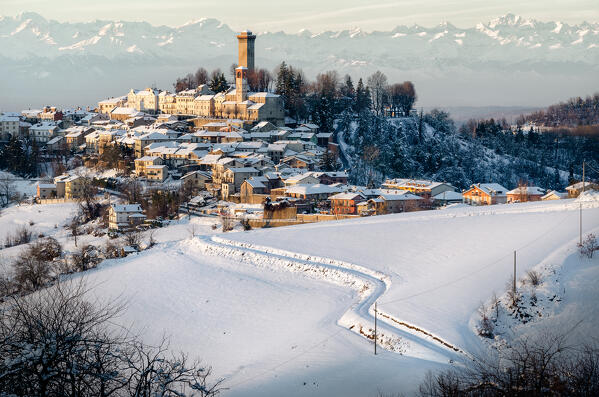 Snow on the medieval village of Murazzano in Alta Langa in Langhe, Murazzano, Piedmont, Italy