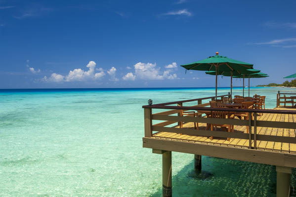 Kia Ora Resort, Rangiroa, Tuamotu Archipelago, French Polynesia.