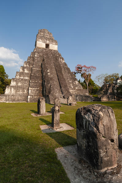 Gran Plaza and Temple I, Tikal mayan archaeological site, Guatemala.