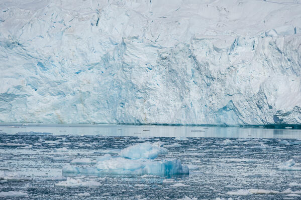 Lilliehook Glacier, Spitsbergen, Svalbard Islands, Norway.