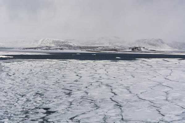 Murchinson Bay, Murchisonfjorden, Nordauslandet, Svalbard Islands, Norway.