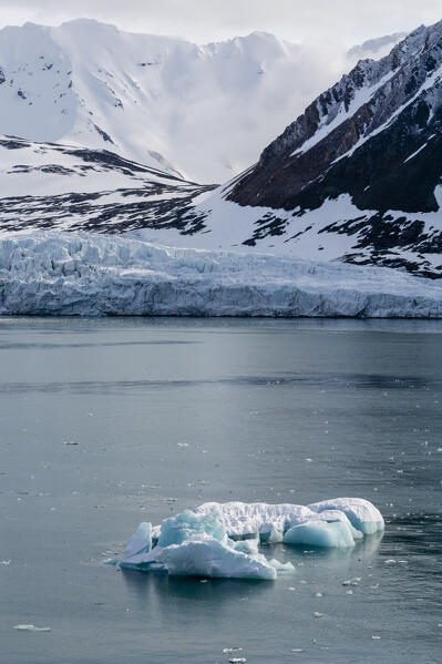 Isbjornhamna, Hornsund bay,  Spitsbergen, Svalbard Islands, Norway,