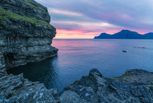 Europe, Denmark, Faroe Islands, Eystoroy, Gjogv: sunrise on the shorecoast