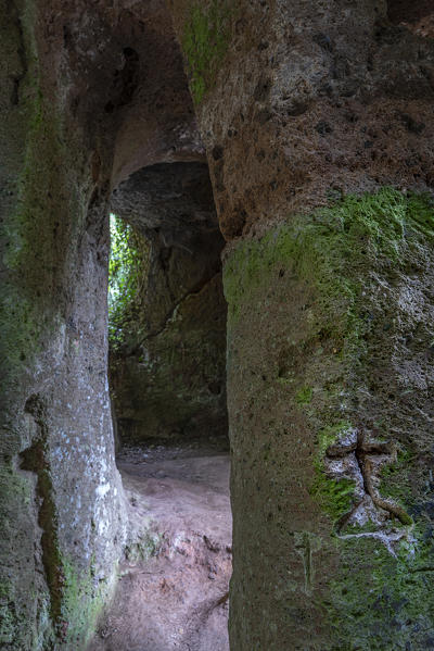 The early Christian Oratory of San Sebastiano overlooks the via cava of San Sebastiano in Sovana. Città del Tufo Archaeological Park, Sovana, Grosseto, Tuscany, Italy, Europe.