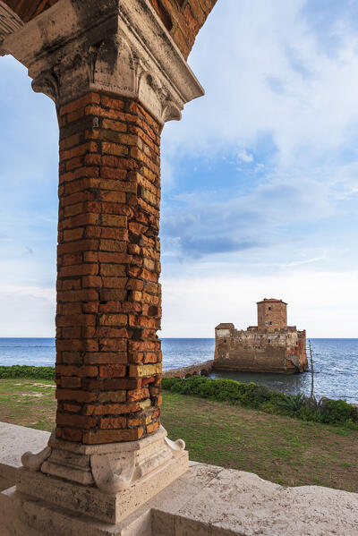 Medieval castle of Torre Astura, summer view, Nettuno municipality, Rome province, Latium, Tyrrhenian sea, Italy, Europe