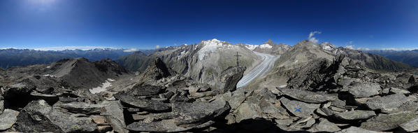 360 panoramic picture taken from the summit of Setzehorn, in front of the fieschergletcher with the mountains of Bernese oberland