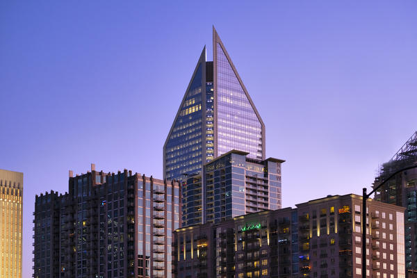 USA, North Carolina, Charlotte, Skyscrapers at sunset