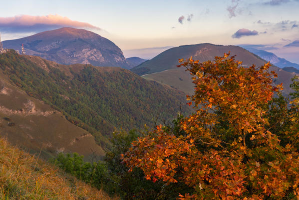 Italy, Umbria, Apennines, Monte Cucco at sunrise in Autumn
