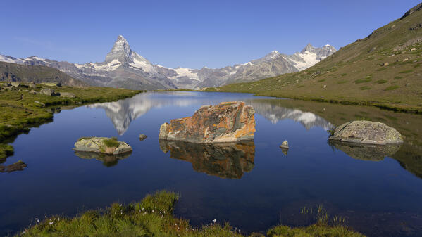 Switzerland, Zermatt, Matterhorn and lake Stellisee at sunrise