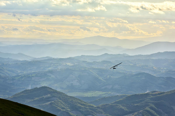 Italy, Umbria, Monte Cucco Park,  Hang glider