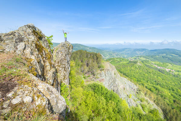 Monte di Pietra Corva, Val Tidone, Oltrepo Pavese, Province of Pavia, Apennines, Lombardy, Italy
