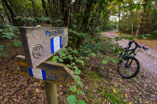 Signs, Ticino's Park, Lombardy, Italy