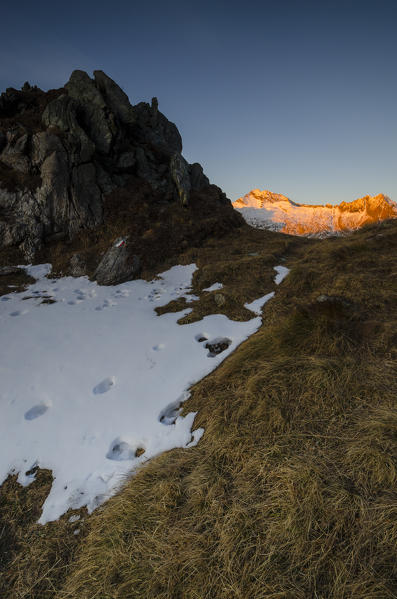 Sunrise (Soana Valley, Gran Paradiso National Park, Piedmont, Italy)
