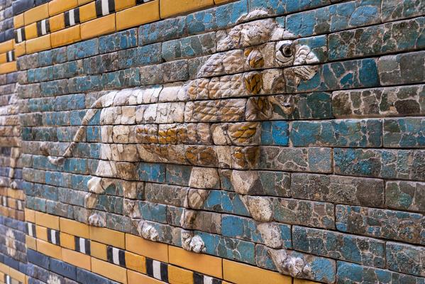 Lion from the Processional Way, Ishtar Gate, Pergamon Museum, Museum Island, Berlin, Germany, Europe, West Europe