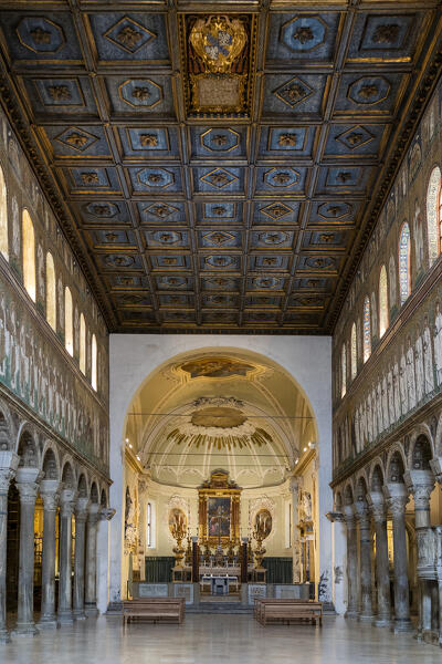 Central nave of San Apollinare Nuovo. Ravenna, Emilia romagna, Italy, Europe.