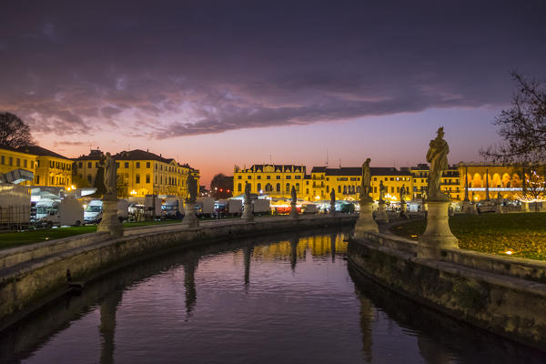 Padua, Veneto, North Italy, Europe. Piazza Prato della Valle in the evening.